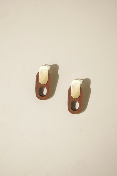 Hollow-Wood Oval Earrings